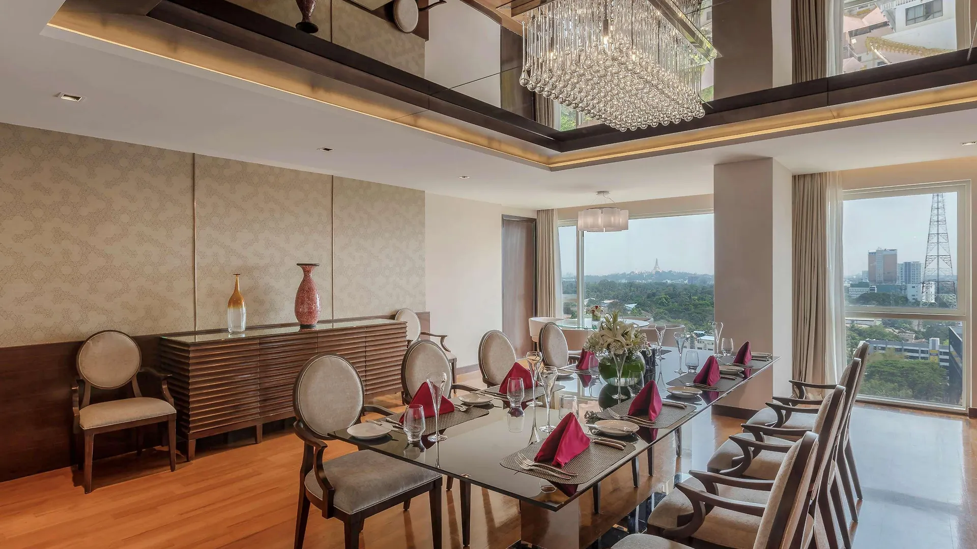 Novotel Yangon Max 5*,  Myanmar