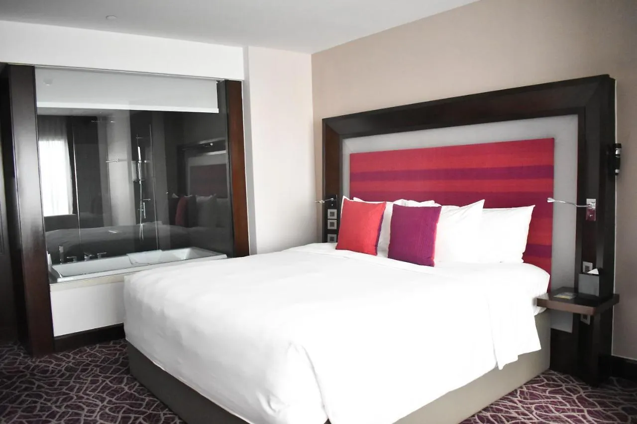 ***** Hotel Novotel Yangon Max Myanmar