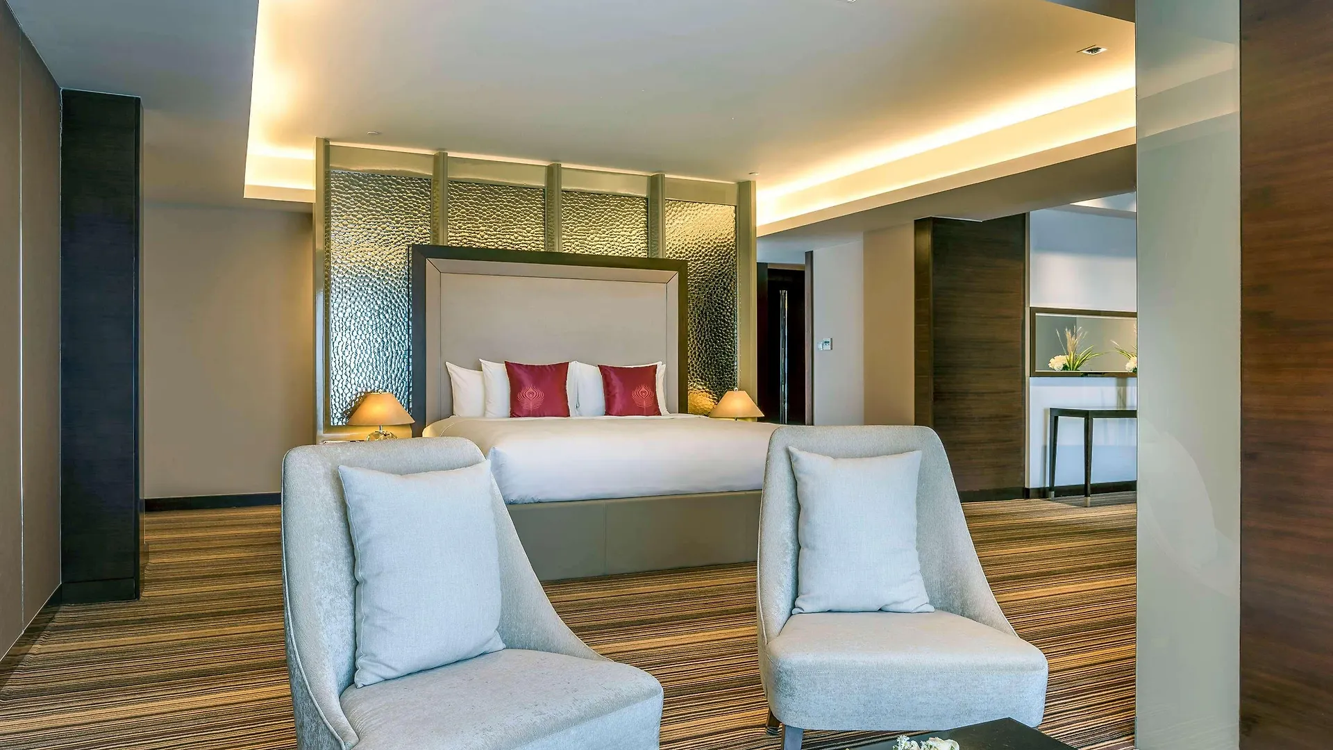Novotel Yangon Max Hotel