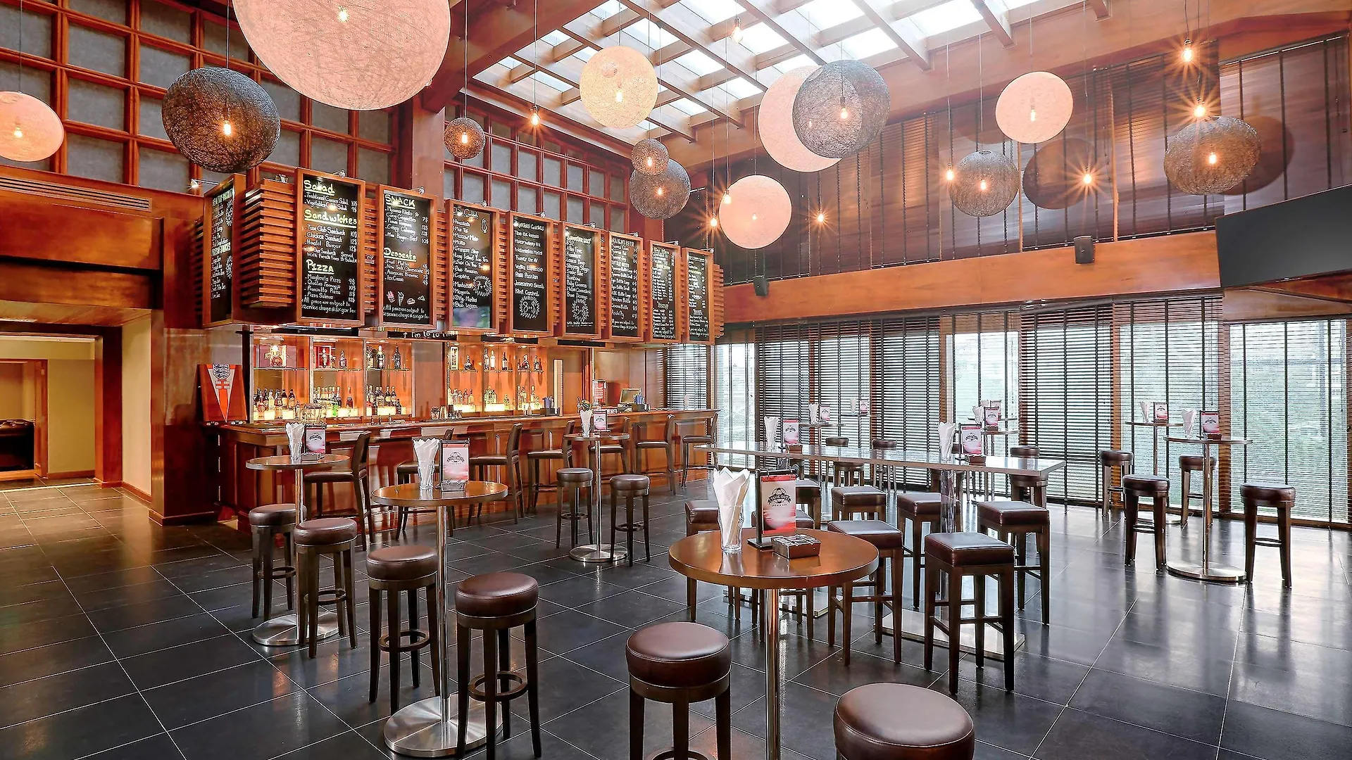 Novotel Yangon Max 5*,  Μιανμάρ