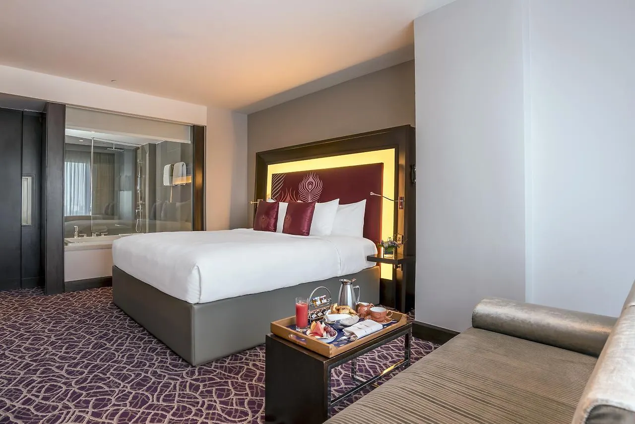 Hotel Novotel Yangon Max