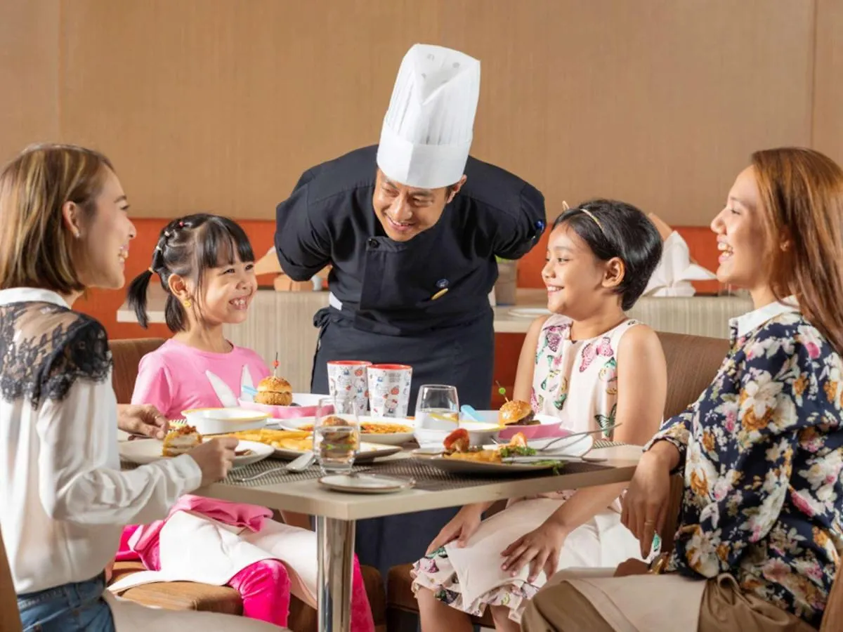 Ξενοδοχείο Novotel Yangon Max