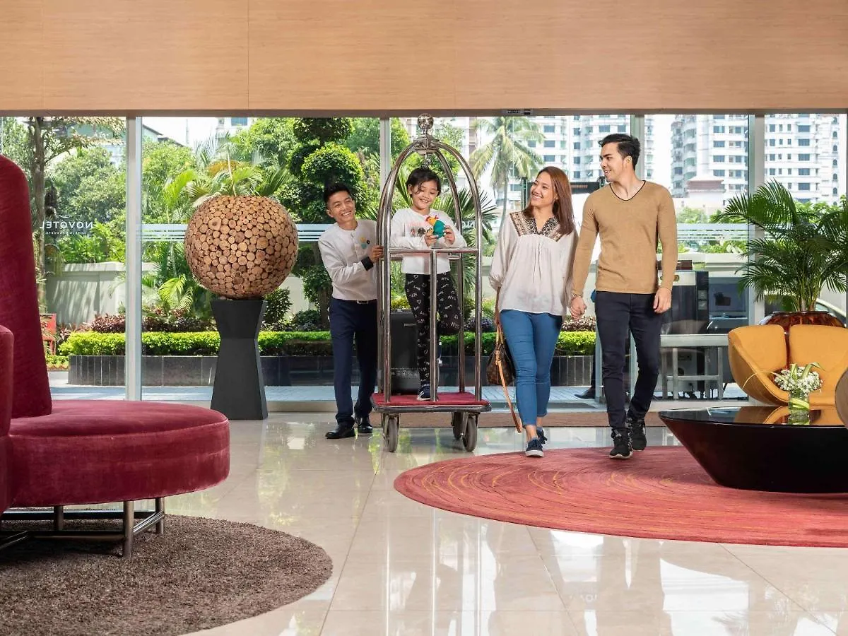 Ξενοδοχείο Novotel Yangon Max