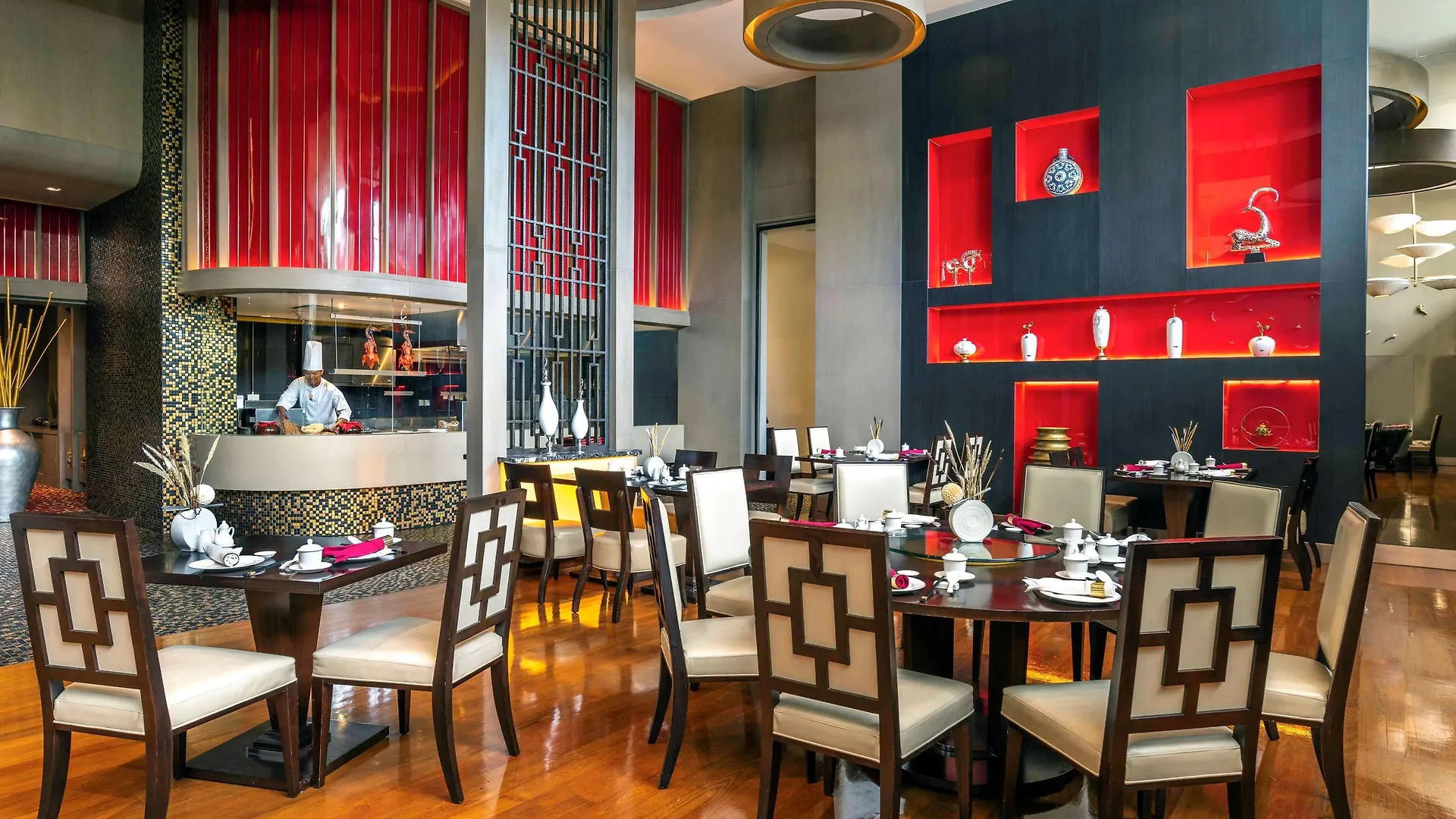 Novotel Yangon Max